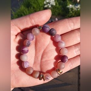 Natural Purple Agate and Gold Alloy Beaded Stretch Bracelet